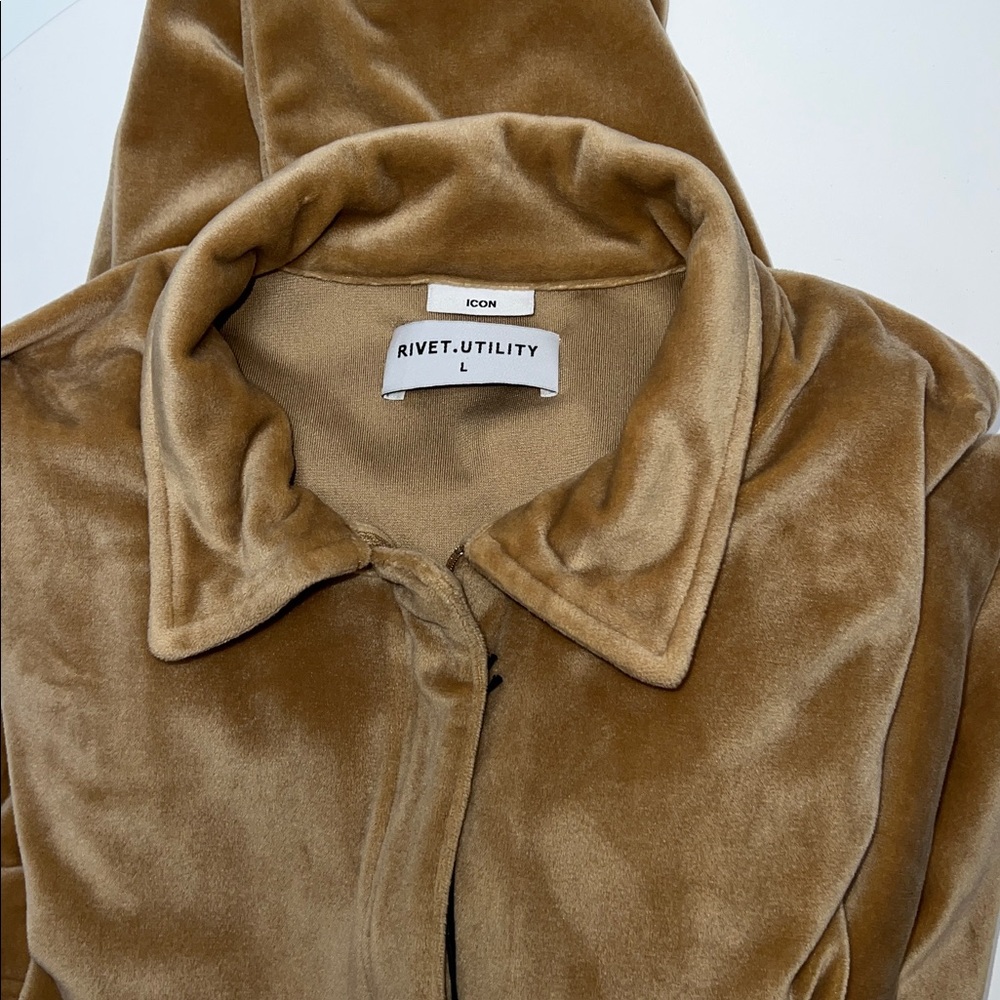 💖NWT RIVET UTILITY ICON VELOUR JUMPSUIT IN CAMEL COLOR SIZE L(10-12) - Picture 16 of 16